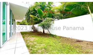 Venta de Casa en Costa Sur