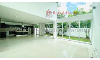 Venta de Casa en Costa Sur