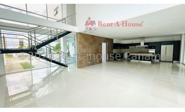 Venta de Casa en Costa Sur