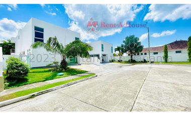 Venta de Casa en Costa Sur