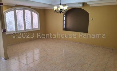 Venta de Casa en Campo Limberg