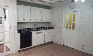 Venta de Casa en Campo Limberg