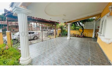 Venta de Casa en Chanis 24-5395