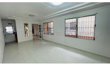 Venta de Casa en Chanis 24-5395