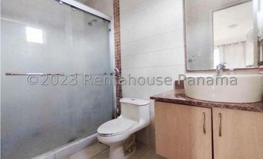 Venta de Casa en Brisas del Golf 23-9188