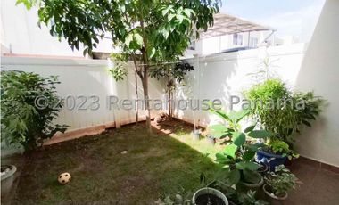 Venta de Casa en Brisas del Golf 23-9188