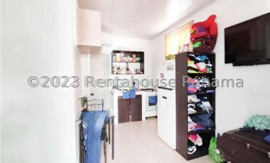 Venta de Casa en Brisas del Golf 23-9188