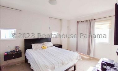 Venta de Casa en Brisas del Golf 23-9188