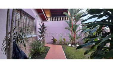 Venta de Casa en Las Cumbres 24-2667