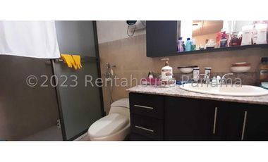 Venta de Casa en Las Cumbres 24-2667