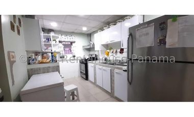 Venta de Casa en Las Cumbres 24-2667