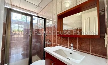 Venta de Casa en Altos de Panama 23-9223