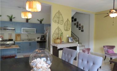 Venta de Casa en Altos de Panama  23-1----