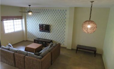 Venta de Casa en Altos de Panama  23-1----