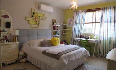 Venta de Casa en Altos de Panama  23-1----