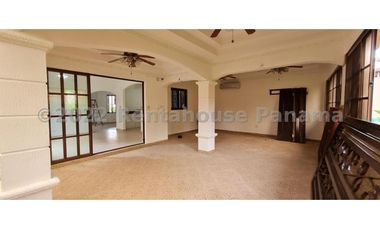 Venta de Casa en Versalles