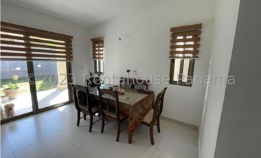 Venta de Casa en Panama Pcifico 24-4306