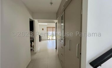Venta de Casa en Panama Pcifico 24-4306