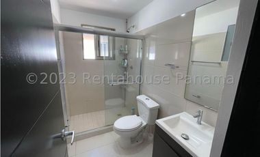 Venta de Casa en Panama Pcifico 24-4306
