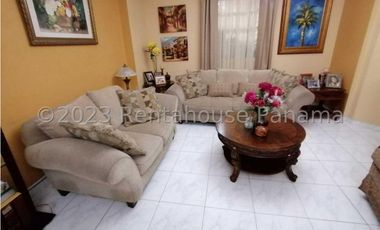 Venta de Casa en El Bosque 24-2105