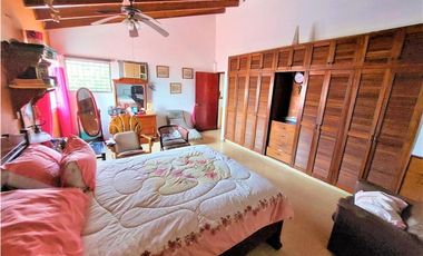 Venta de Casa en Hato Pintado 22-559