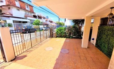 Venta de Casa en Hato Pintado 22-559