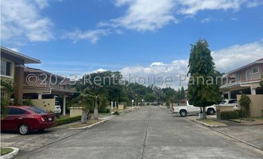 Venta de Casa en Chanis 23-7892
