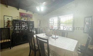Venta de Casa en Hato Pintado 24-1811