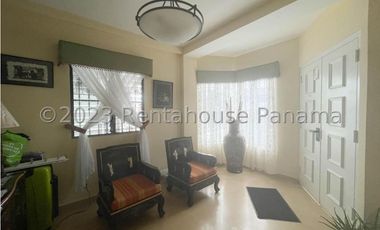 Venta de Casa en Hato Pintado 24-1811