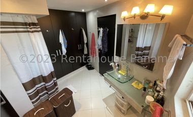 Venta de Casa en Villa de Las Fuentes 24-5022