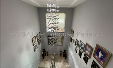 Venta de Casa en Villa de Las Fuentes 24-5022