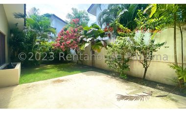 Venta de Casa en Panama Pacifico 24-745