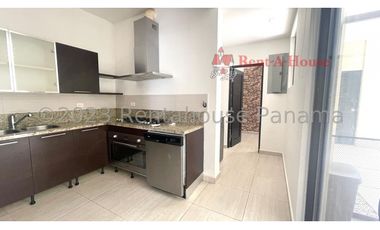 Venta de Casa en Panama Pacifico 24-745