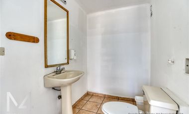 Oficina en Arriendo en Metro Santa Lucía / La Moneda