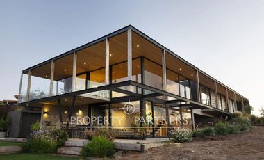 Pichilemu, Increíble casa en condominio consolidado