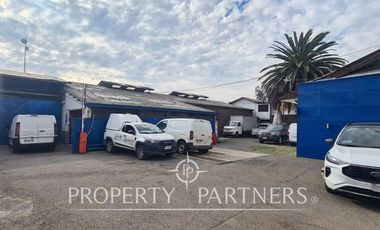 Industrial a pasos Autopista Central altura Zapadores