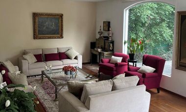 CASA EN VENTA EN BOSQUE DE LAS LOMAS