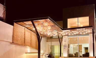 CASA EN VENTA EN TEQUESQUITENGO MORELOS