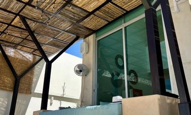 CASA EN VENTA EN TEQUESQUITENGO MORELOS