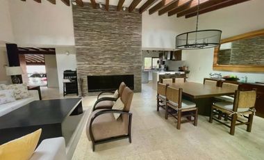 CASA EN RENTA, AVÁNDARO.