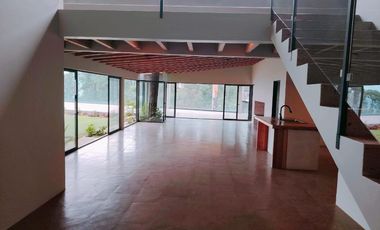 Espectacular casa en renta dentro de Residencial en Avándaro, Valle de Bravo