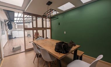 AMPLIA  PROPIEDAD 580 m2 CON GALPONES Y DEPARTAMENTO