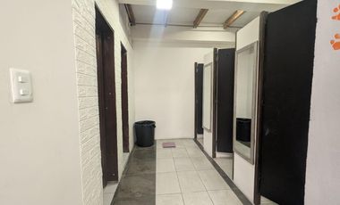 AMPLIA  PROPIEDAD 580 m2 CON GALPONES Y DEPARTAMENTO