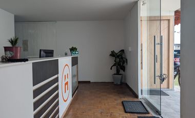 AMPLIA  PROPIEDAD 580 m2 CON GALPONES Y DEPARTAMENTO