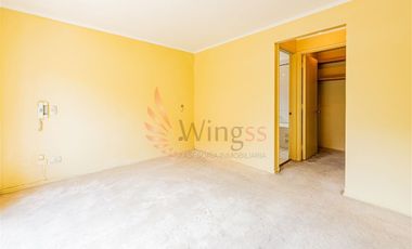 Casa de Tres Pisos Familiar en Condominio