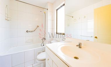 Casa de Tres Pisos Familiar en Condominio