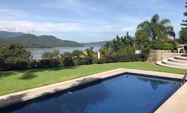 Casa en Venta en Valle de Bravo