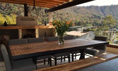 CASA EN RENTA CON VISTA AL LAGO EN VALLE DE BRAVO