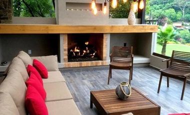 CASA EN RENTA CON VISTA AL LAGO EN VALLE DE BRAVO