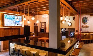 CASA EN RENTA CON VISTA AL LAGO EN VALLE DE BRAVO